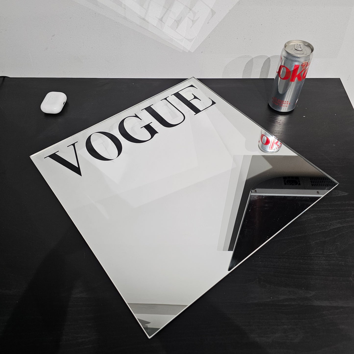VOGUE MIRROR