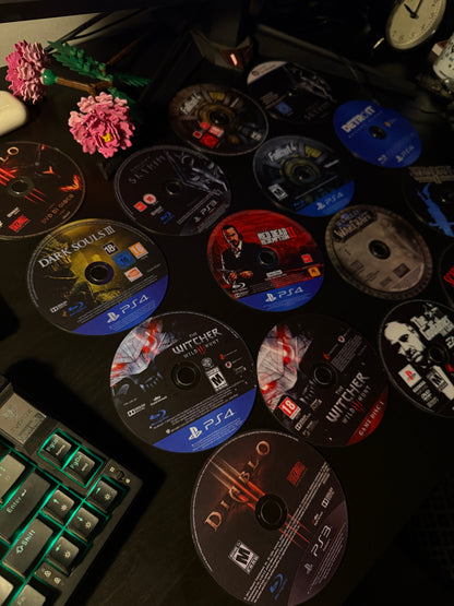 GAME CD DECOR SET