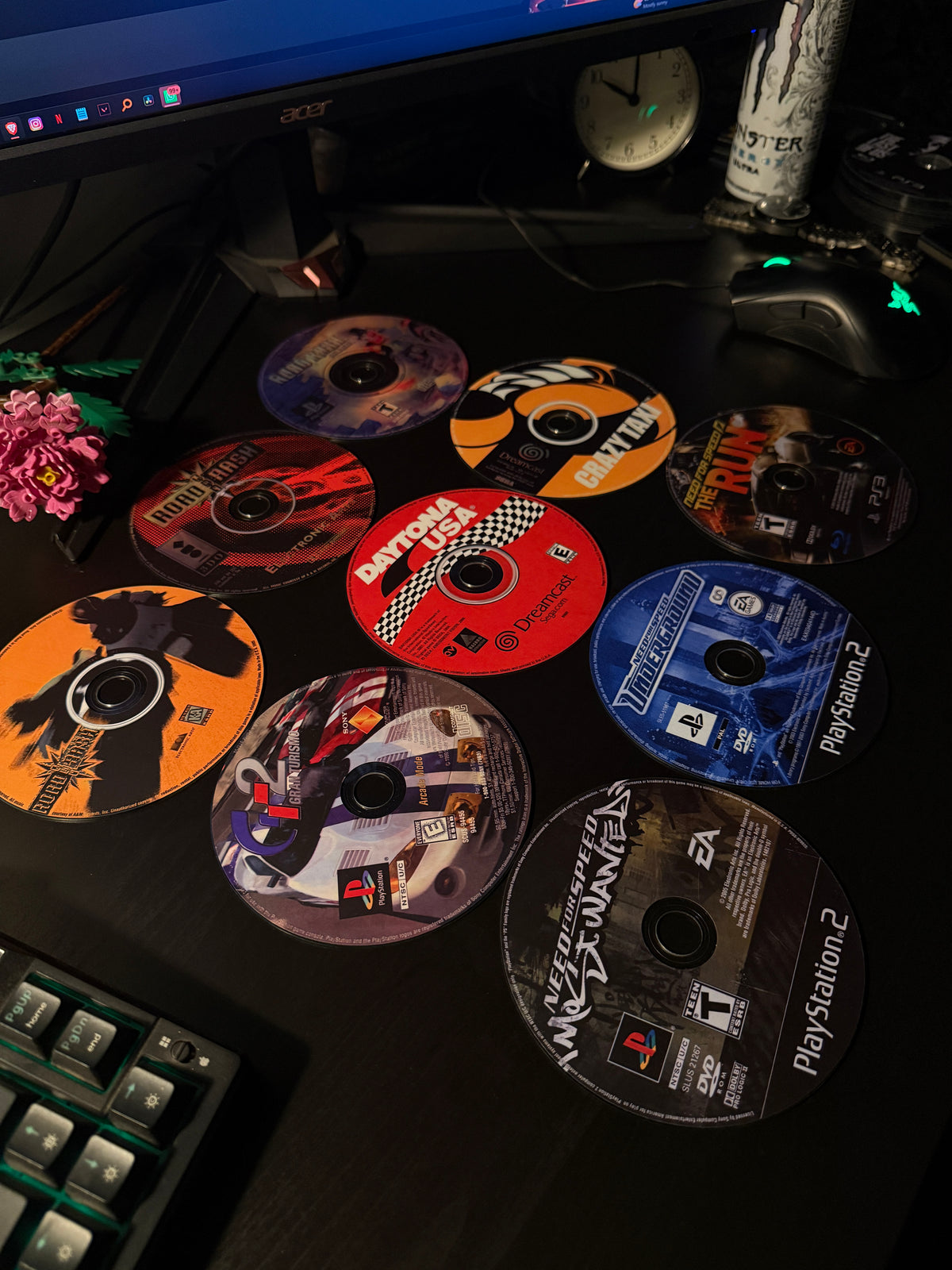 GAME CD DECOR SET