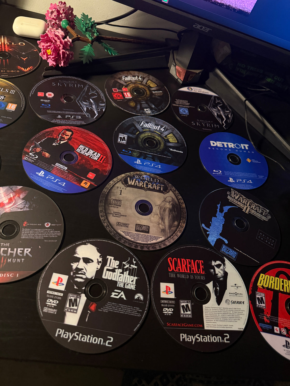 GAME CD DECOR SET