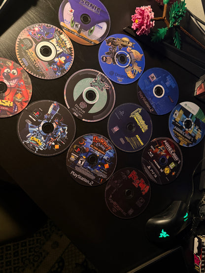 GAME CD DECOR SET
