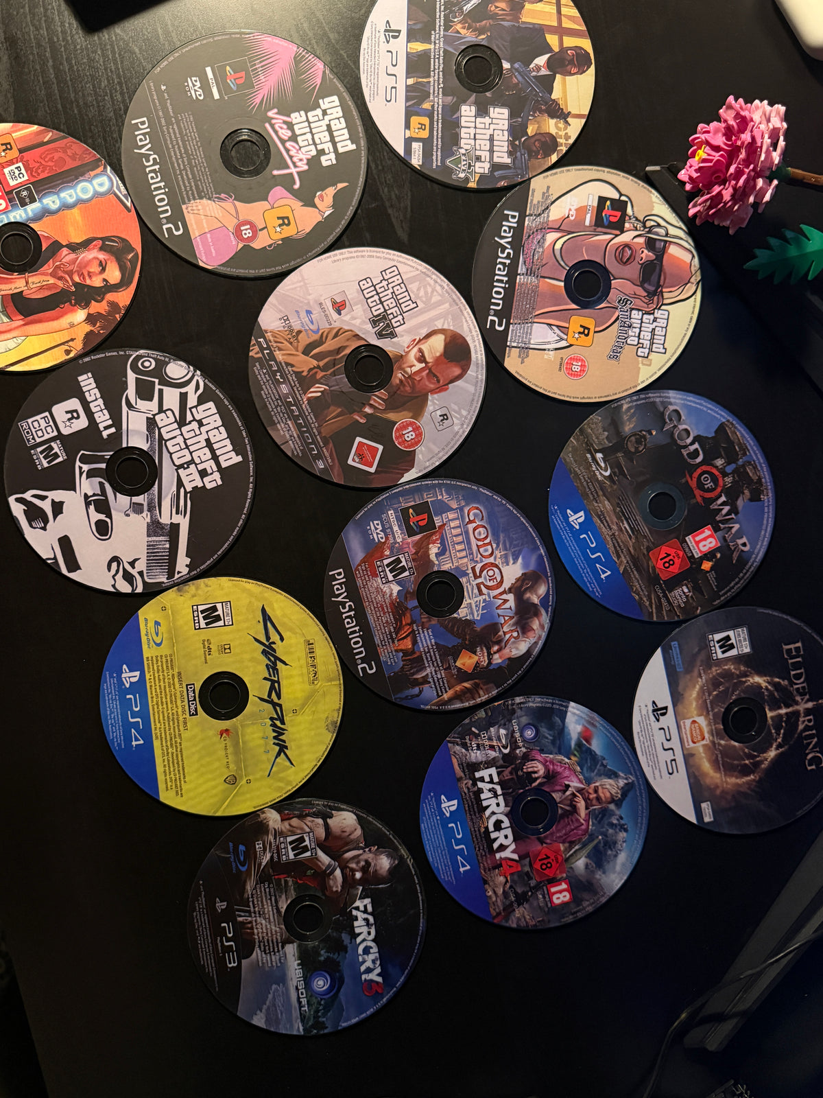 GAME CD DECOR SET