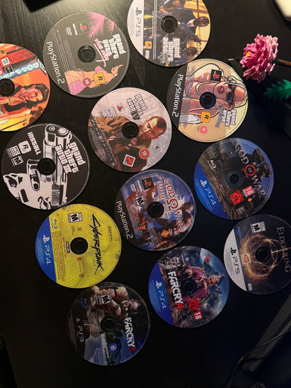 GAME CD DECOR SET