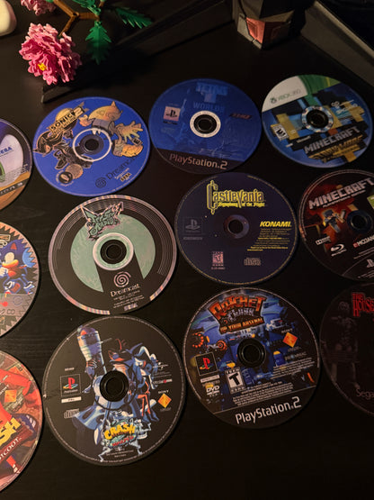 GAME CD DECOR SET