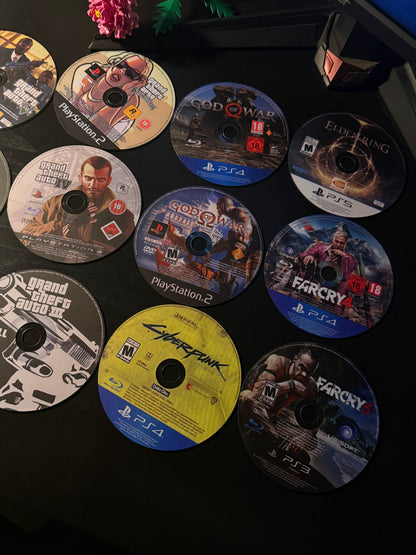 GAME CD DECOR SET