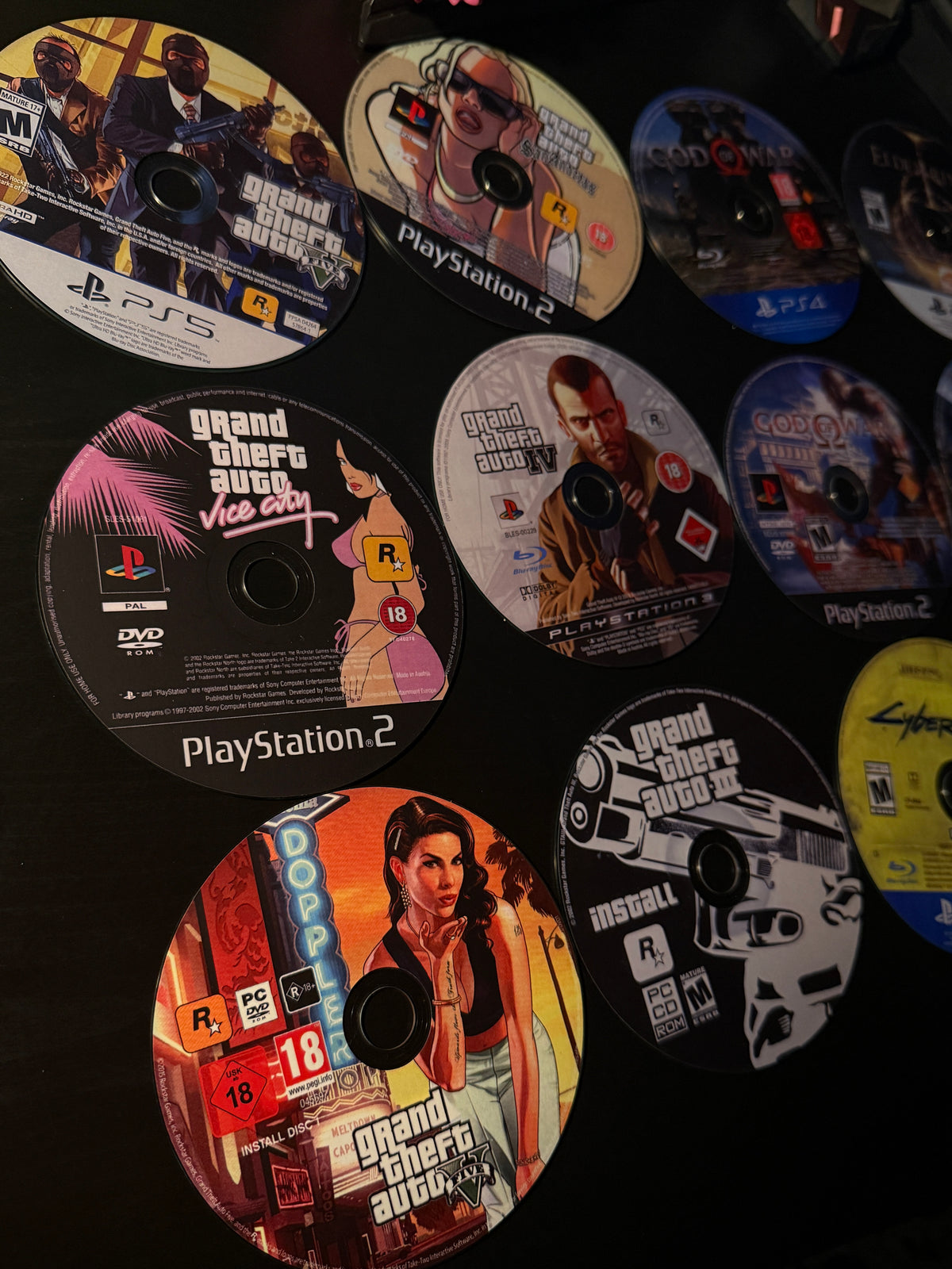 GAME CD DECOR SET