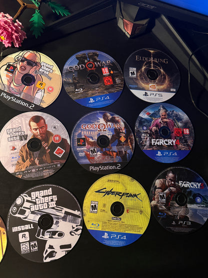 GAME CD DECOR SET