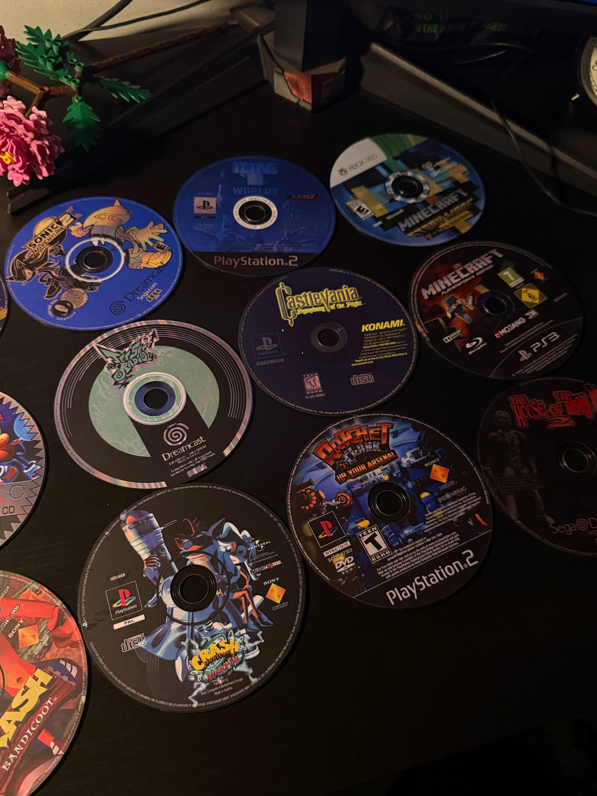 GAME CD DECOR SET