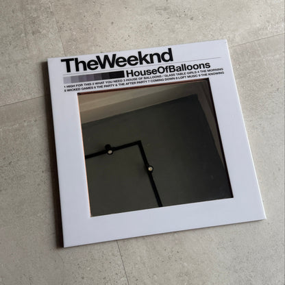 HOUSE OF BALLOONS MIRROR